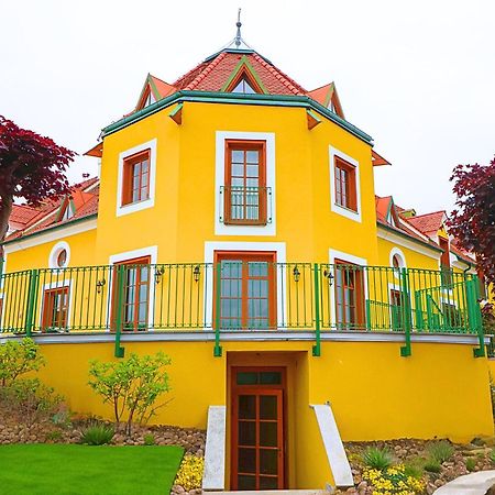 Hotel Roemerstein Fürstenfeld Dış mekan fotoğraf