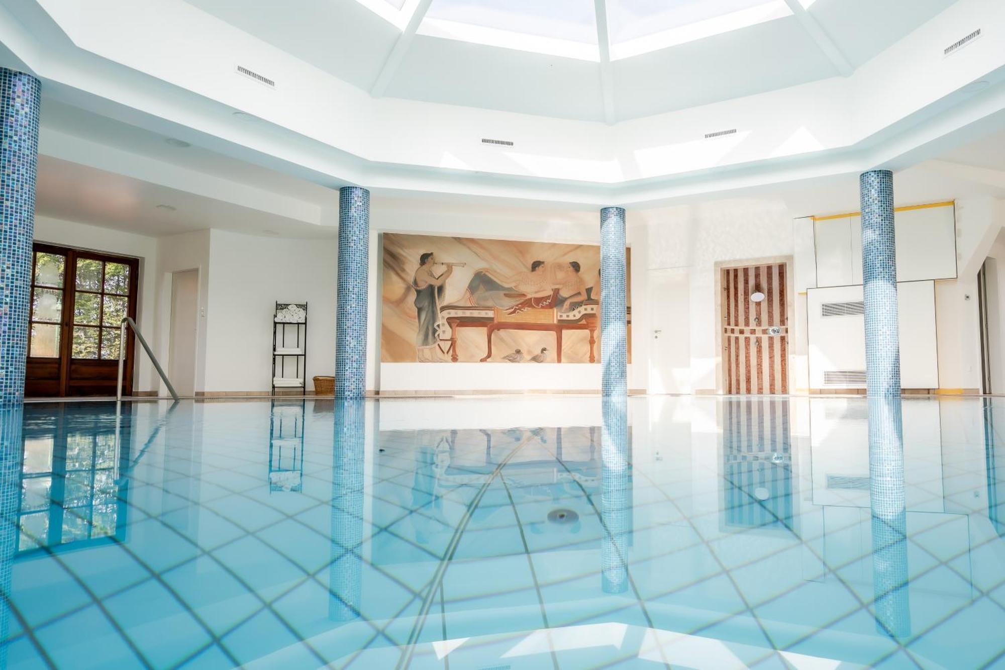 Hotel Roemerstein Fürstenfeld Dış mekan fotoğraf