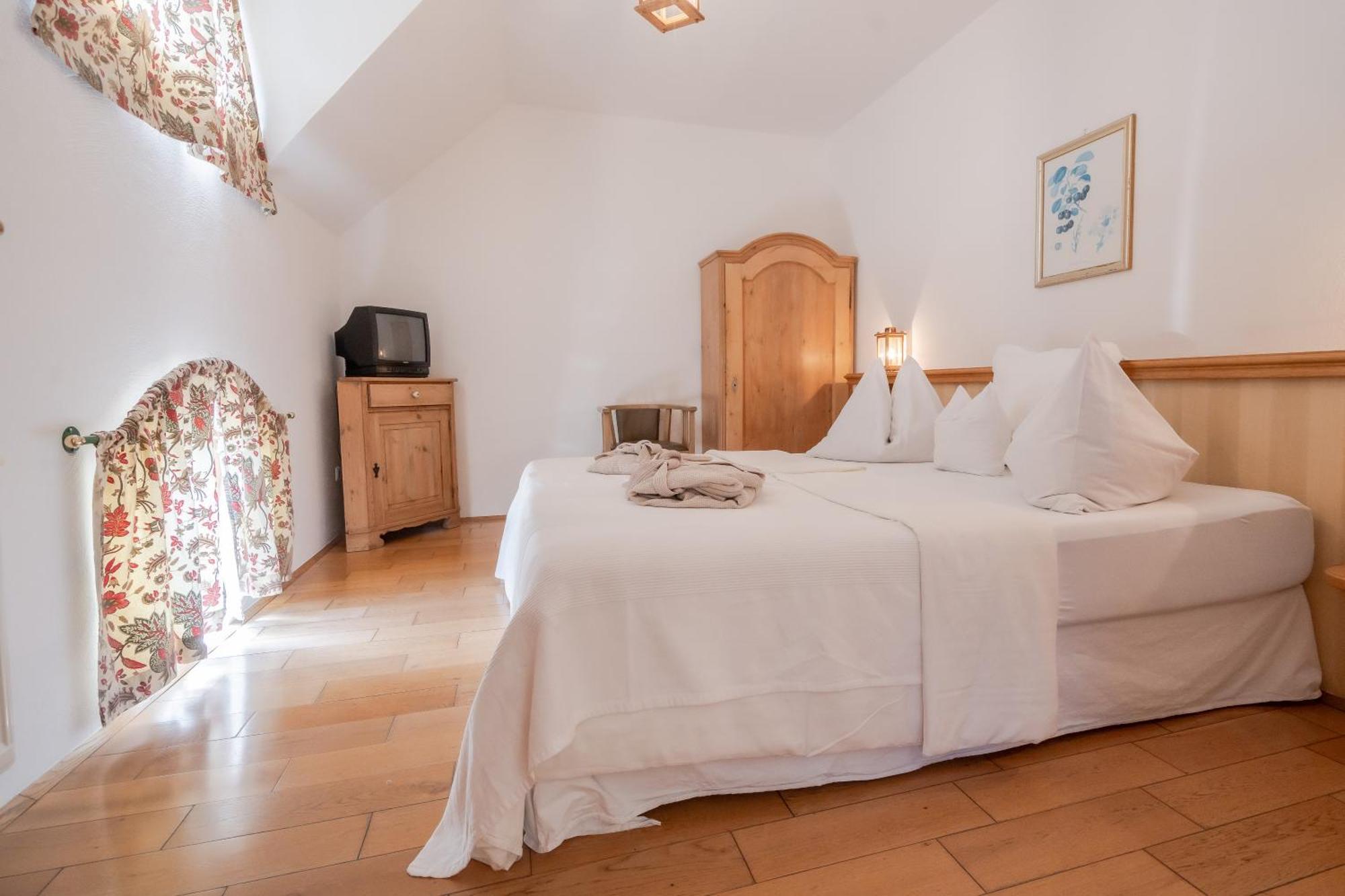 Hotel Roemerstein Fürstenfeld Dış mekan fotoğraf