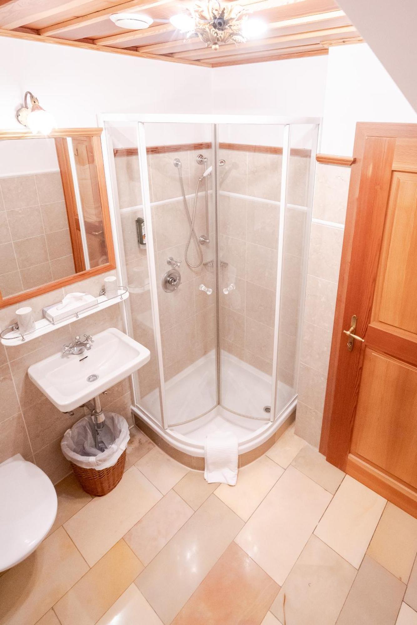 Hotel Roemerstein Fürstenfeld Dış mekan fotoğraf