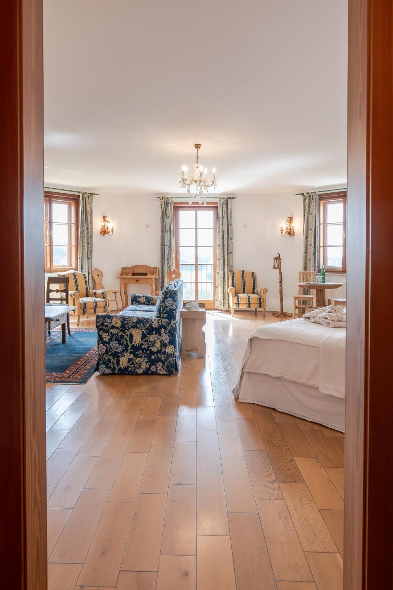 Hotel Roemerstein Fürstenfeld Dış mekan fotoğraf